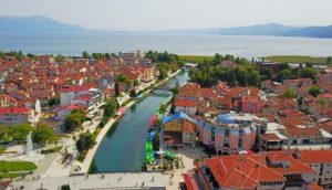struga-696x399-1