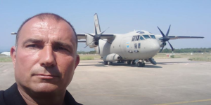 stojance-angelov-avion