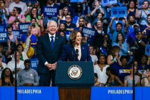 Kamala-Harris-Tim-Walz